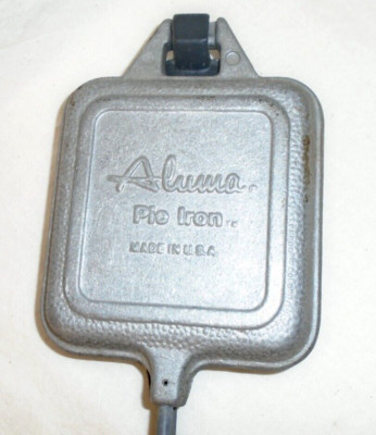 Rome Aluma Pie Iron Aluminum Camping Camp Fire Sandwich Maker Grill Wood Handles