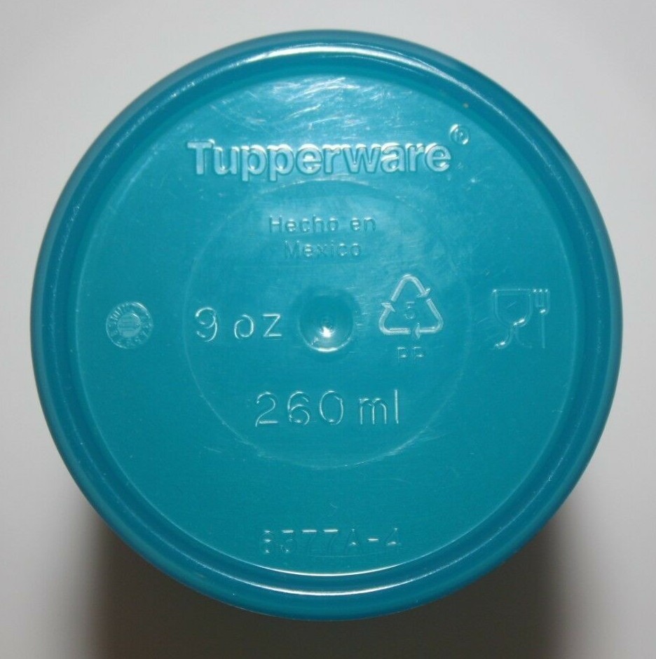 Tupperware Tumbler Cups Straight Sided 9 oz. Set of 2 in Blue