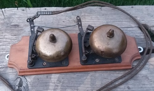 UNIQUE ANTIQUE DOUBLE MECHANICAL PULL STRING BUTLER SERVICE DOOR BELL