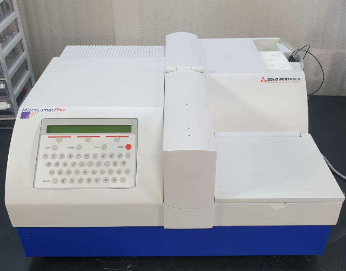 Berthold Tech MicroLumatPlus LB96V,Microplate Luminometer