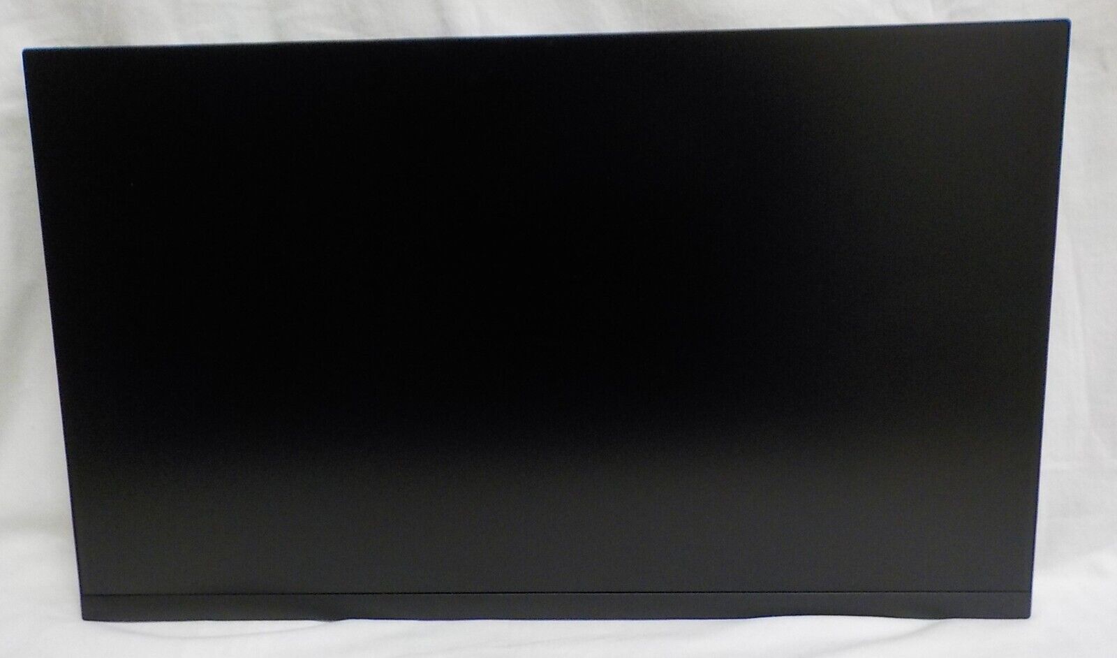 Dell P2422HE 24 inch IPS USB-C Hub Monitor - Gray Dell P2422HE 24 inch IPS USB-C Hub Monitor - Gray