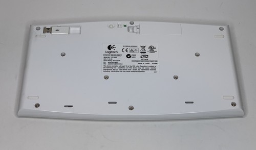 Logitech Wii and Wii U Keyboard Wireless Cordless Complete in Box