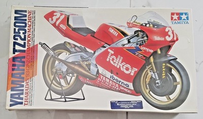 TAMIYA 1/12 YAMAHA TZ 250M T. HARADA ''93 GP-2 CHAMPION MOTORCYCLE KIT 14064 F/S