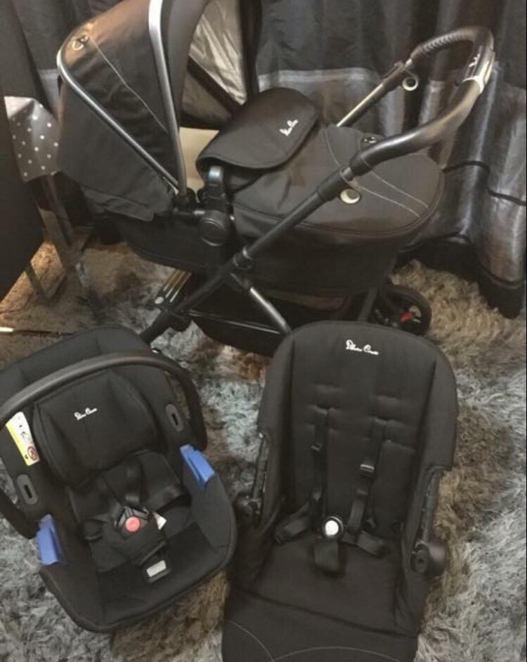 Nearly new silver cross pioneer wayfarer 3in1 full travel system pram pushchair carrycot & car