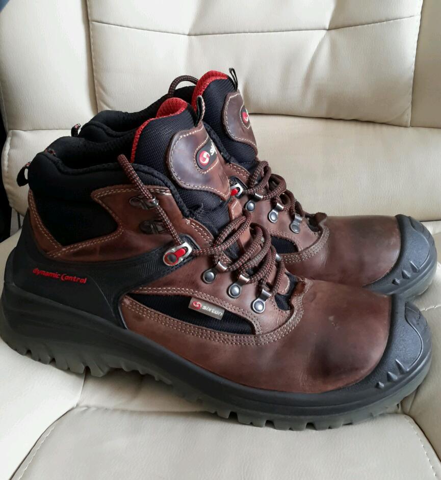 Sixton Peak Dynamic Control Technology Leather Safety Boot very good condition in Blackburn