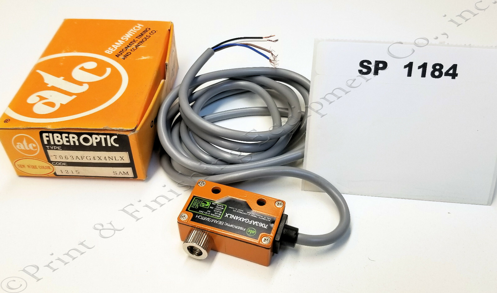 ATC 7063AFG4X4NLX 7063A 24VDC Fiber Optic Beam Switch L/D Sensor 