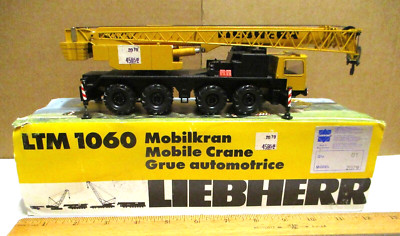Conrad 2079 Liebherr LTM1060 Telescopic Trapezoidal Boom Mobile Truck Crane 1/50