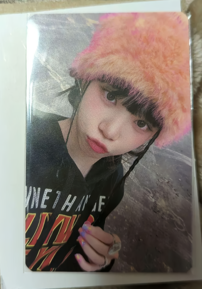 KIM CHAEWON XRカード LE SSERAFIM LE SSERAFIM KIM CHAEWON ANTIGRAGILE PHOTO CARD PHOTOCARD PC