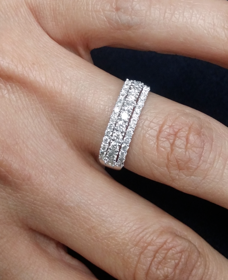 Pre-owned Handmade Deal 0.75 Ctw Natural Round Diamond Engagement Wedding Band In 14k Gold. In White