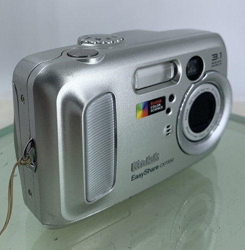 Kodak EasyShare CX7330 シルバー 単3電池式 Kodak Eastman: EasyShare CX7330 Price Guide: estimate a