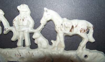 Western Cast Iron Sign 3 Hooks Cowboys Horses Horseshoes Hook Wall Rack White