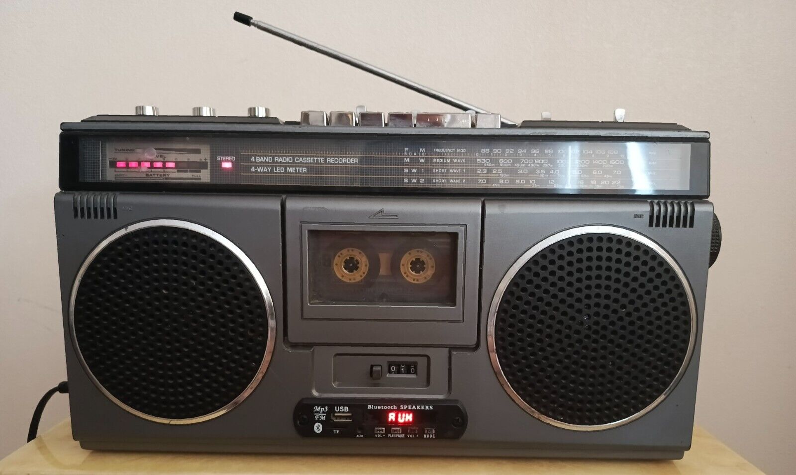Vintage Japan National Panasonic RQ-4050FD Radio Cassette Vintage Japan National Panasonic RQ-4050FD Radio Cassette