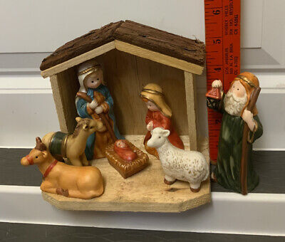 Porcelain Nativity Set with Stable 2003 Home for the Holidays