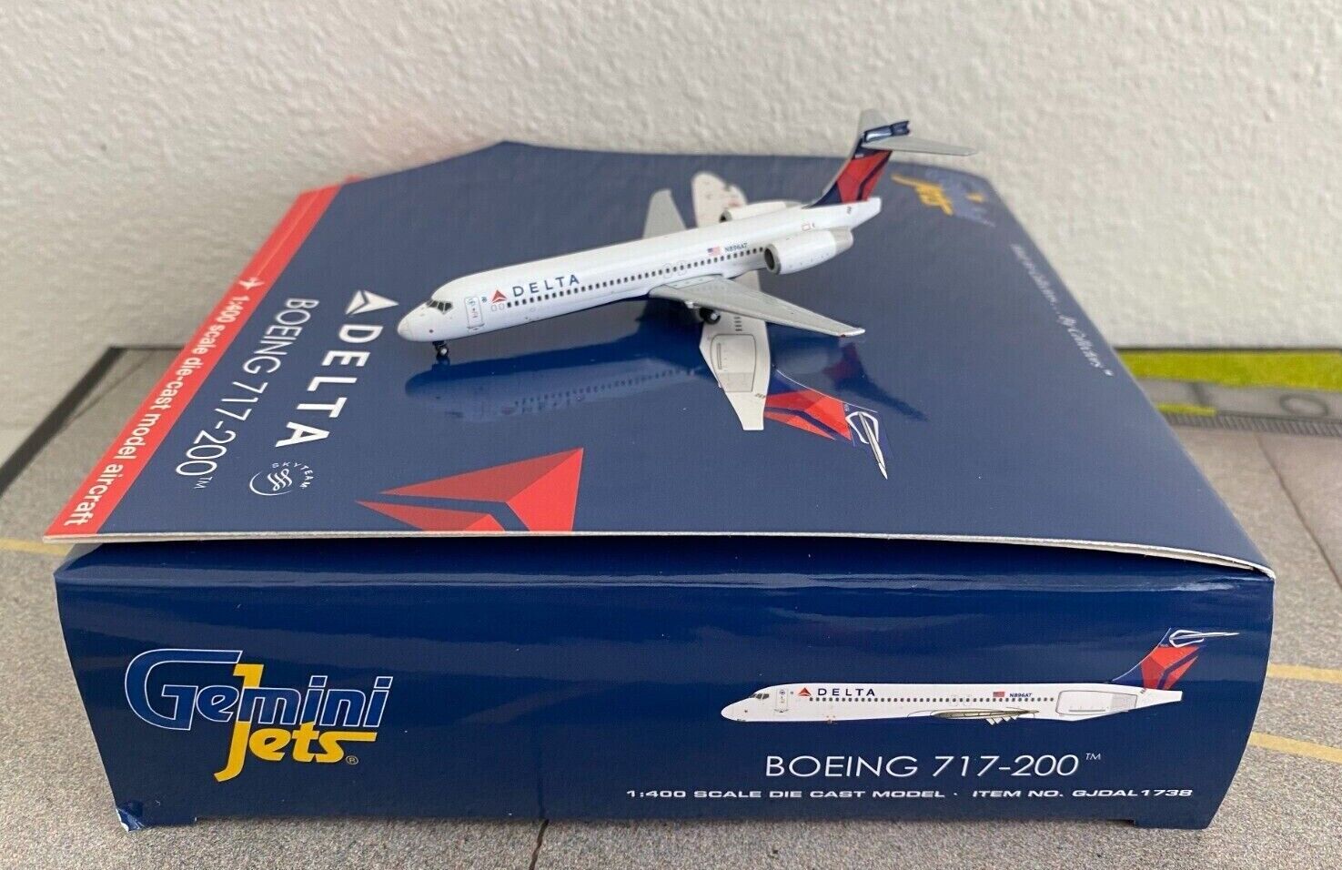 Gemini Jets Delta Boeing 717-200 N896AT 1/400 Rare Model Gemini Jets Delta Boeing 717-200 N896AT 1/400 Rare Model