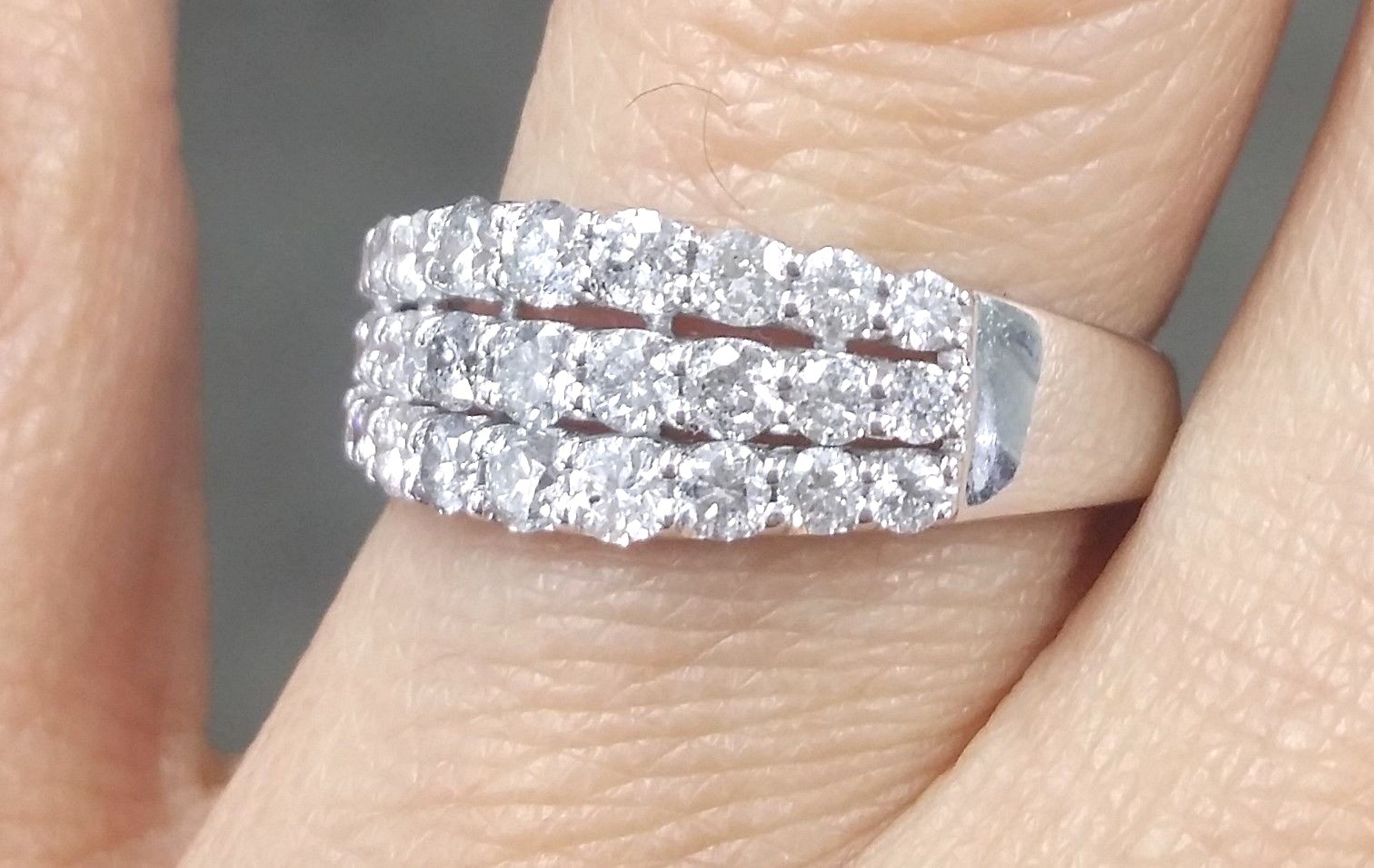 Pre-owned Handmade Deal 1.05ctw Natural Round Diamond Ladies Engagement Wedding Band Ring 14k Gold. In White