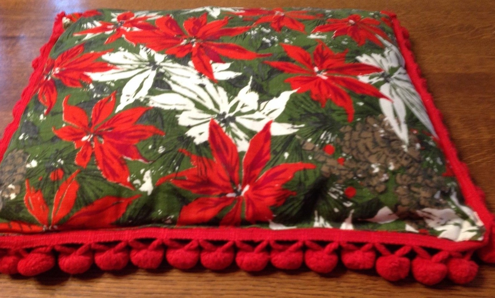 True Vintage Christmas Pillow Pompom Edge White Red Poinsettia
