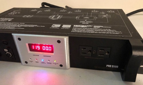 Monster Power PowerCenter conditiioner PRO 3500 - Works. E1