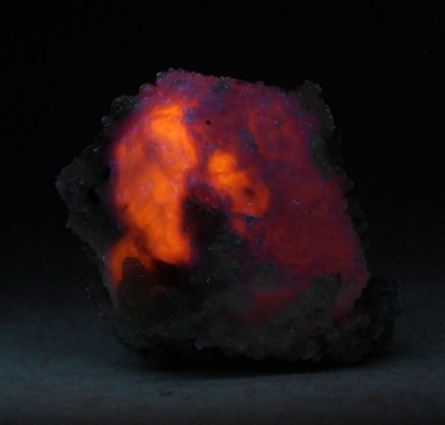 HACKMANITE Crystal Coated with ALBITE - Mont Saint-Hilaire