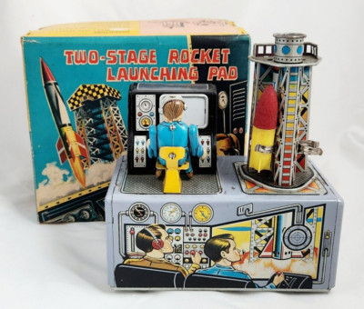 Two-Stage Rocket Launching Pad Battery Operated Toy with Original Box!!!
