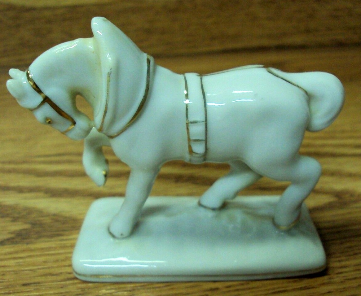 Vtg JAPAN Ceramic WHITE HORSE Figurine ~ 3