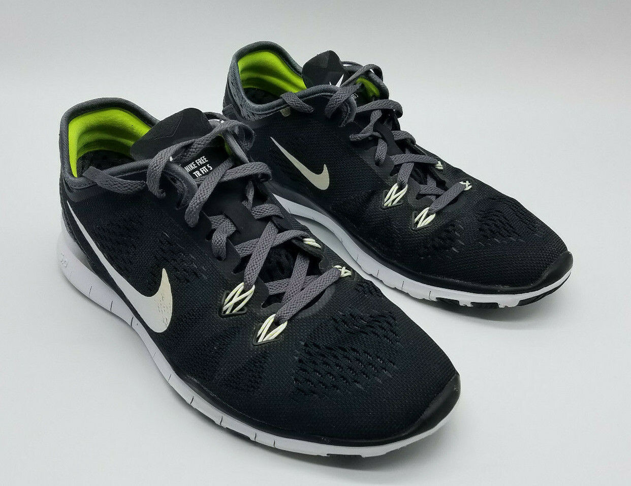 Nike Free TR Fit 5 Women's Size 6.5 Running Shoes Black Gray Nike Free TR Fit 5 Women's Size 6.5 Running Shoes Black Gray