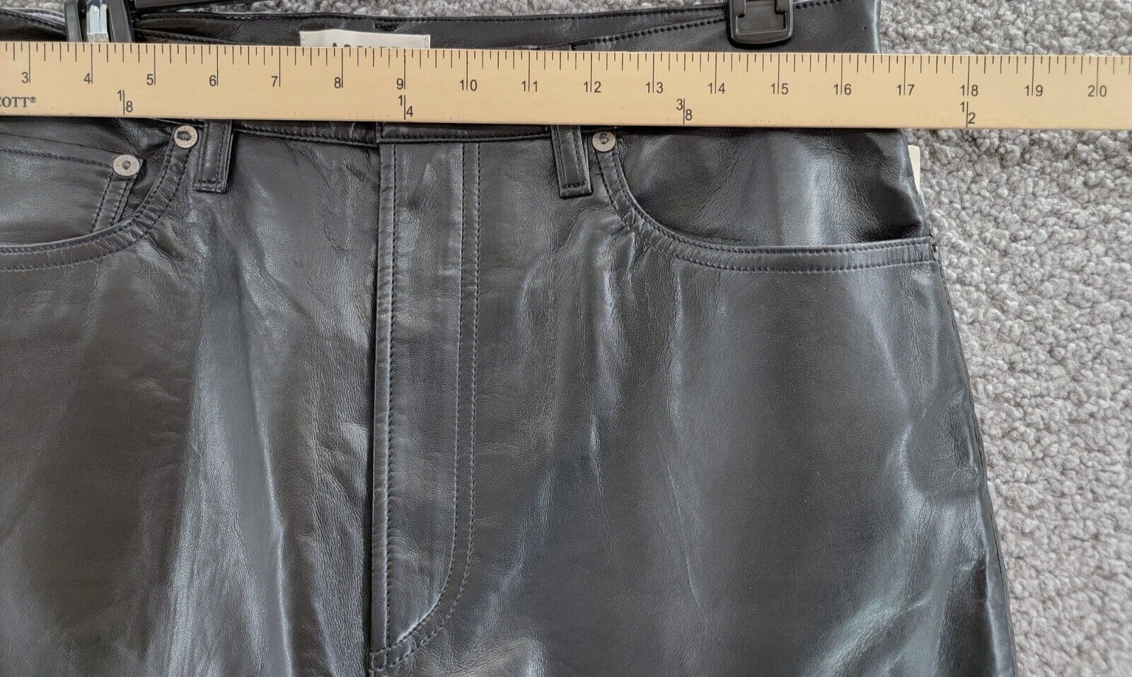 AGOLDE 90s Fitted Recycled Leather Pants Women's 31 Black Pockets Button Zip - Picture 5 of 18