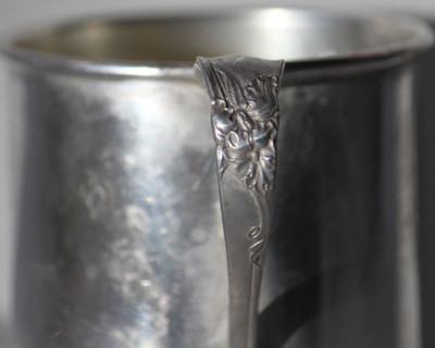 Vintage Rare White Orchid Silverplate Baby Childs Cup 1953 by Oneida