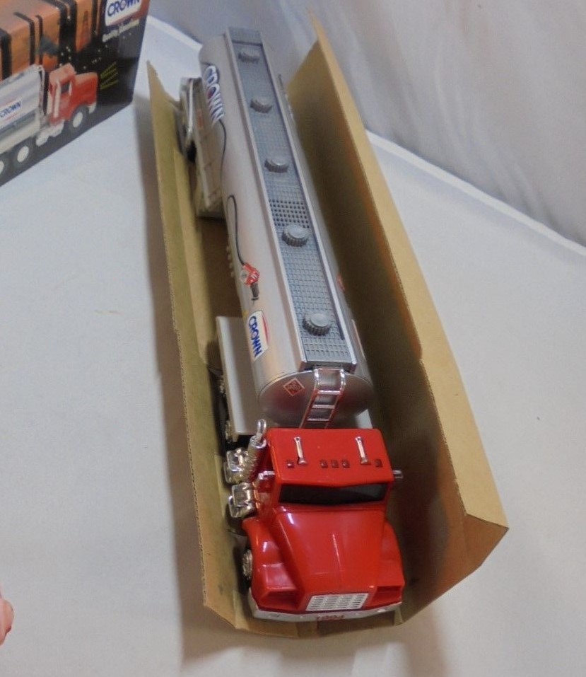 1994 Crown Quality Gasolines Toy Scale Model Tanker Truck  MIB