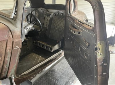 image 2 of interior