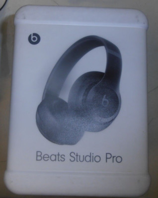 Beats Studio Pro - Wireless Bluetooth Noise Cancelling Headphones - Black Sealed