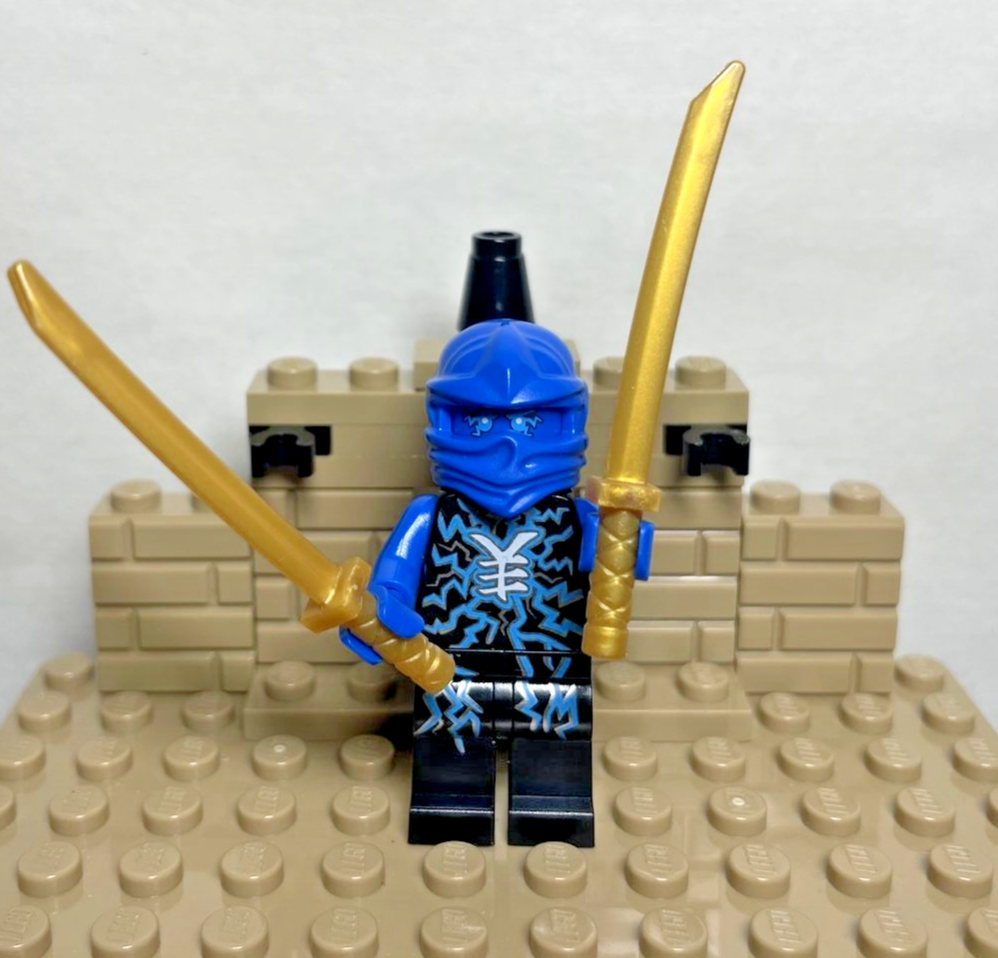 Amazon.com: LEGO NINJAGO Crystalized Minifigure - Jay