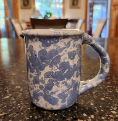 Bennington Vermont MORNING GLORY BLUE 1967 Mug