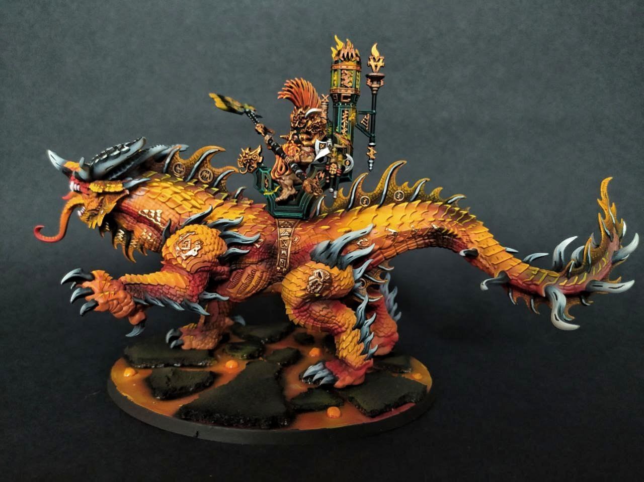Auric Runefather on Magmadroth painted AoS Fyreslayers Dwarf Auric Runefather on Magmadroth painted AoS Fyreslayers Dwarf