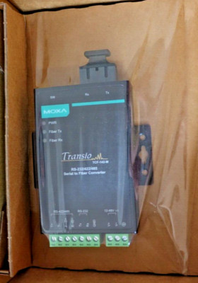 Moxa TCF-142-M-SC-T - Medienkonverter - RS-232, RS-485, RS-442, NEU/OVP!!!