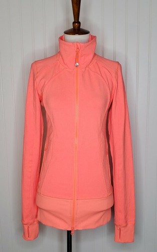Lululemon フード付きオレンジジャケット $_12.JPG?set_id=880000500F