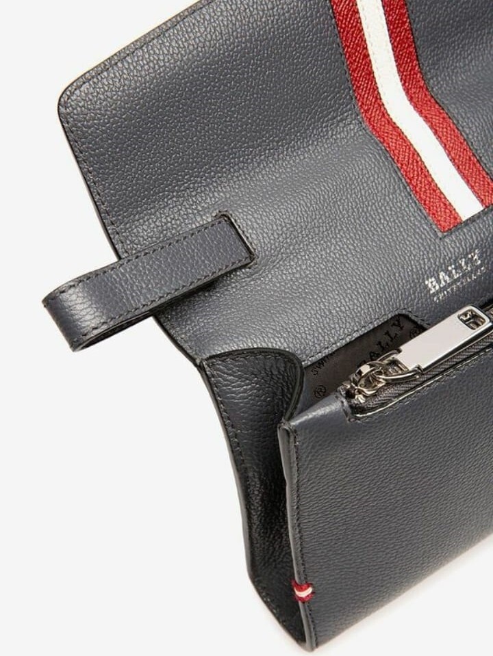 Pre-owned Bally Gully Men's 6231789 Grey Leather Clutch Bag Msrp $990 In Gray