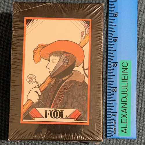 SEALED Vintage AQUARIAN Medieval Tarot Deck 78 Cards 1970
