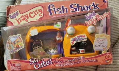 NEW Bratz Itsy Bitsy City ~ Fish Shack with Chef Kool Kat s Favorite Sushi Cafe