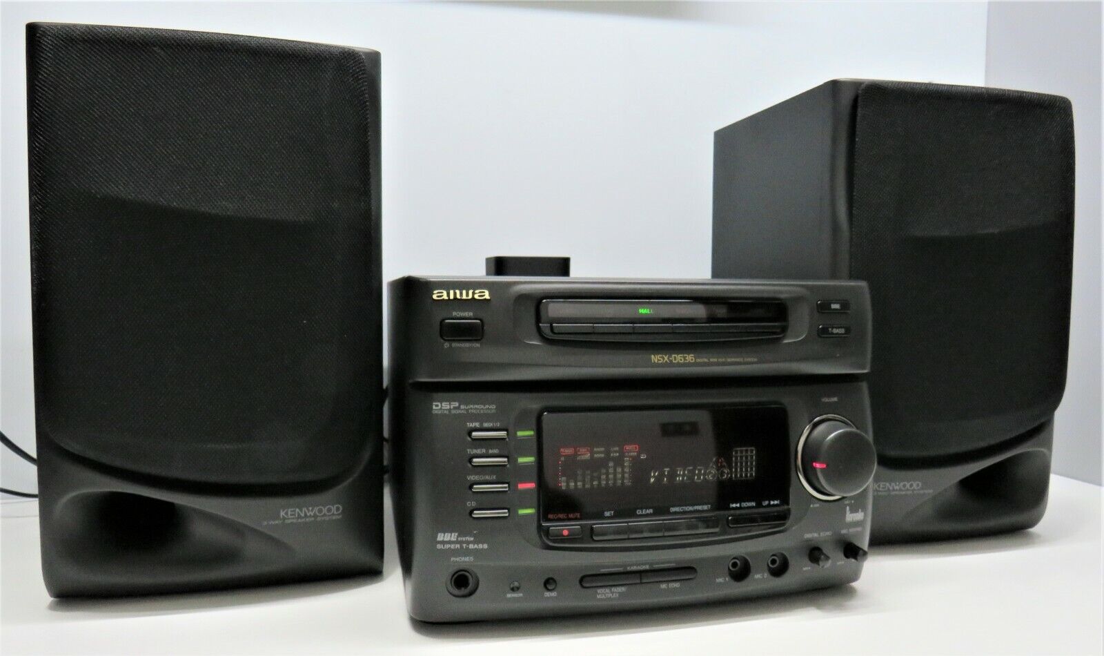 AIWA NSX-D636 / KENWOOD LS-C2 - STEREO SYSTEM ASSEMBLATO AIWA NSX-D636 / KENWOOD LS-C2 - STEREO SYSTEM ASSEMBLATO