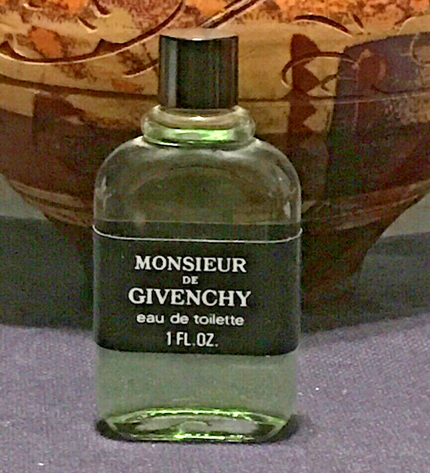 【新品】MonsieurdeGivenchyEaudeToilette210mL 新品】MonsieurdeGivenchyEaudeToilette210mL