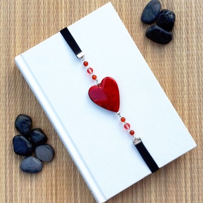 Beaded Bookmark Beautiful Stretchy Elastic Big Red Heart