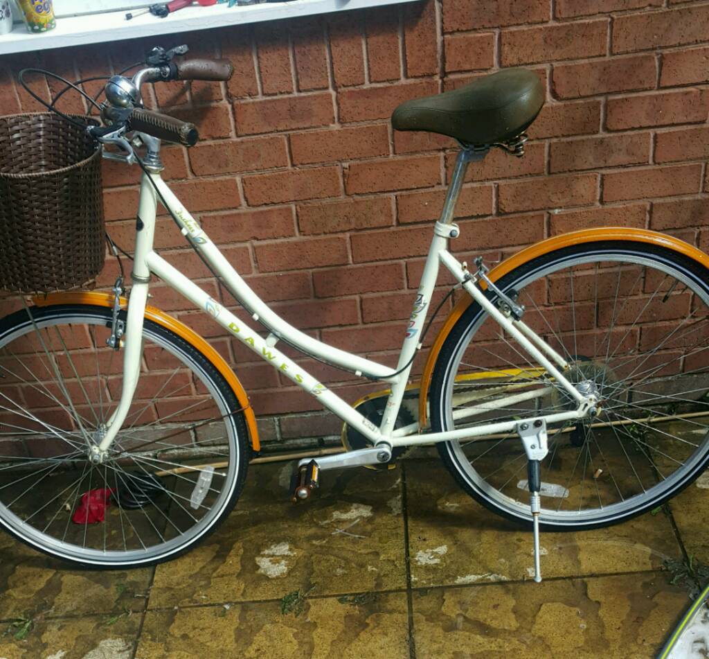 Hardly used Dawes ladies road bike 28"wheel. in Toxteth, Merseyside