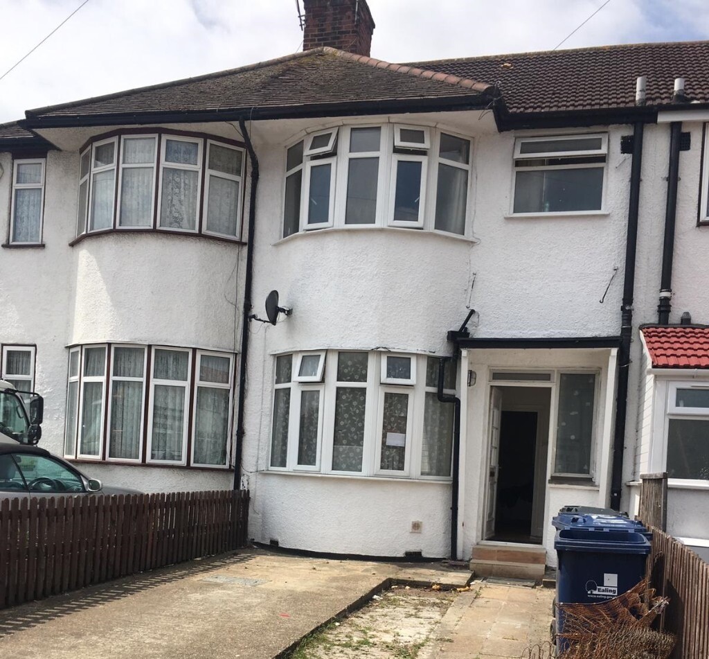 Five Bedroom Mid Terrace House Southall in Greenford, London Gumtree