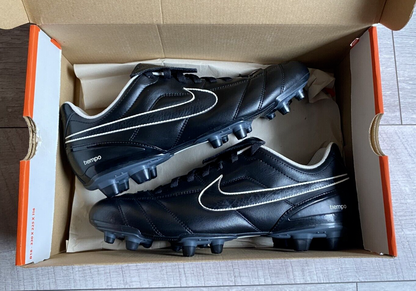 シューズ Nike Tiempo Natural II Volt Leather Nike Tiempo Legacy II FG Soccer Clear Jade Black Volt