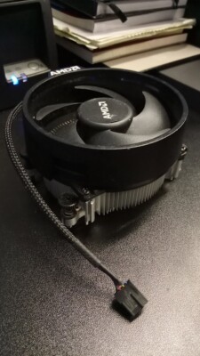 AMD Wraith Stealth Socket AM4 4-Pin Connector CPU Cooler with Aluminum Heatsink