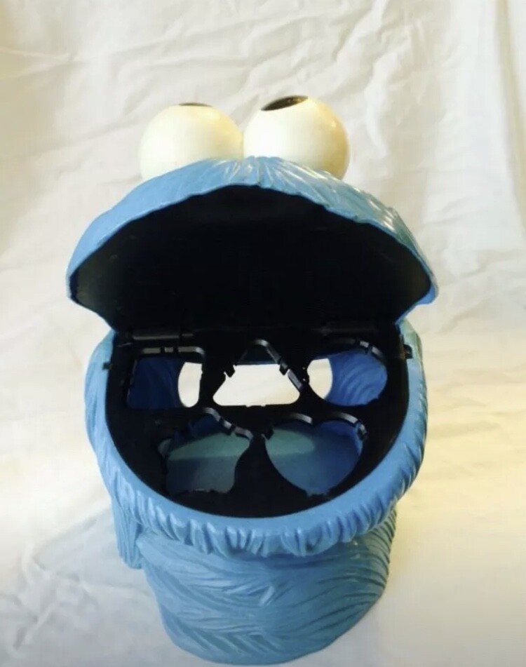 1982 Sesame Street Cookie Monster Block Shape Muncher Sorter by Hasbro Preschool