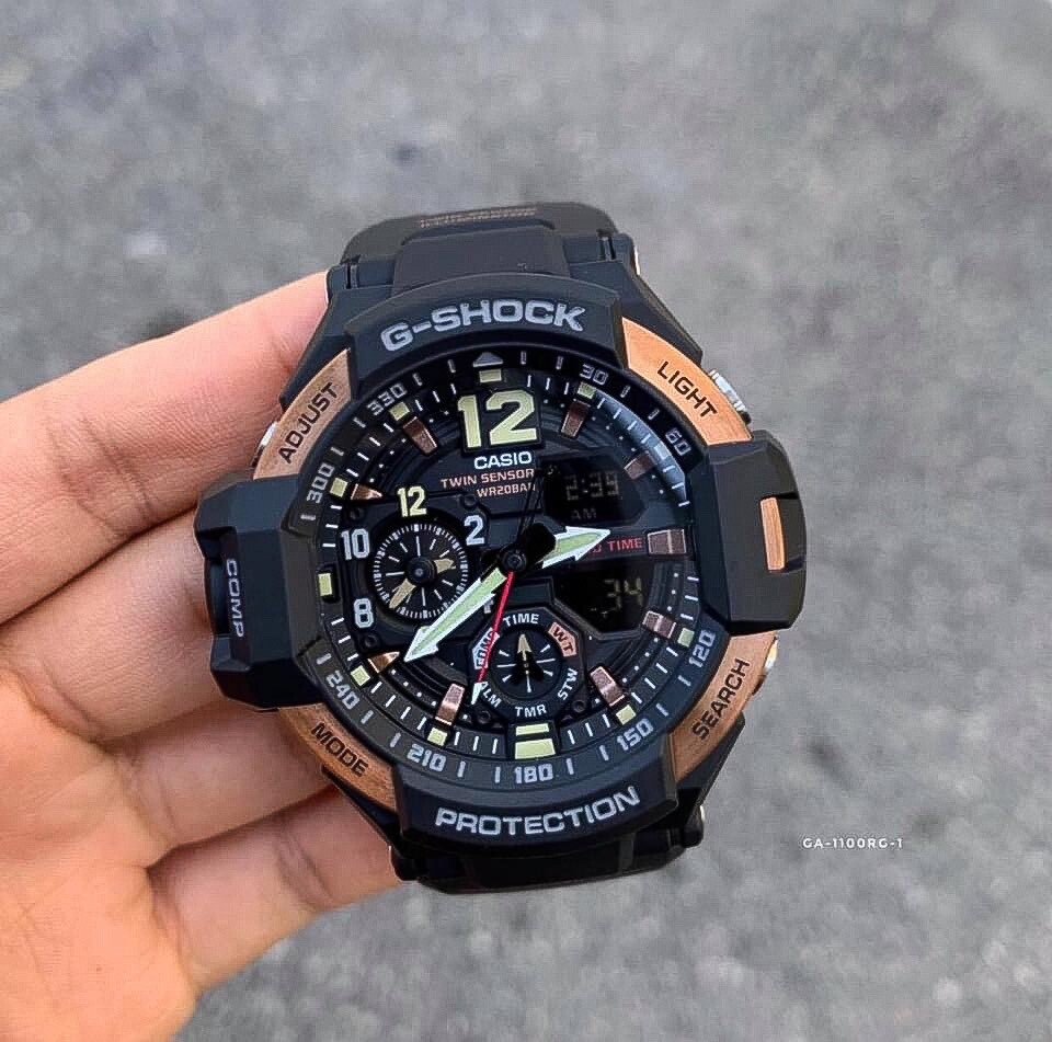 Gショック　B´z　30周年限定　DW-5600　黒