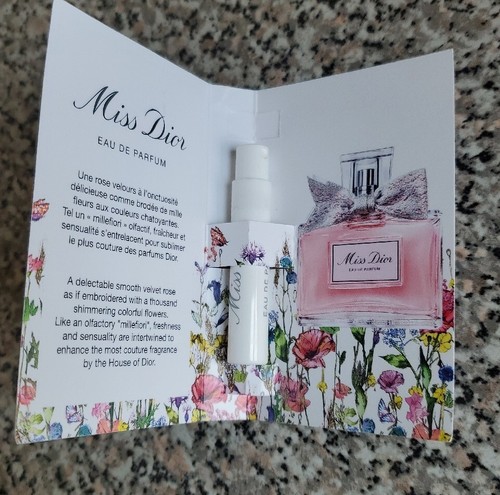 【50ml】Christian Dior miss Dior EDP Amazon.com : Dior Eau De Parfum 1.7 oz / 50 ml for Women