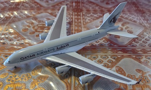 Herpa Wings　ヘルパ｜QATAR AIRWAYS｜エアバス A380 Amazon | 難有 1/500 ヘルパ カタール航空 エアバス A380 herpa