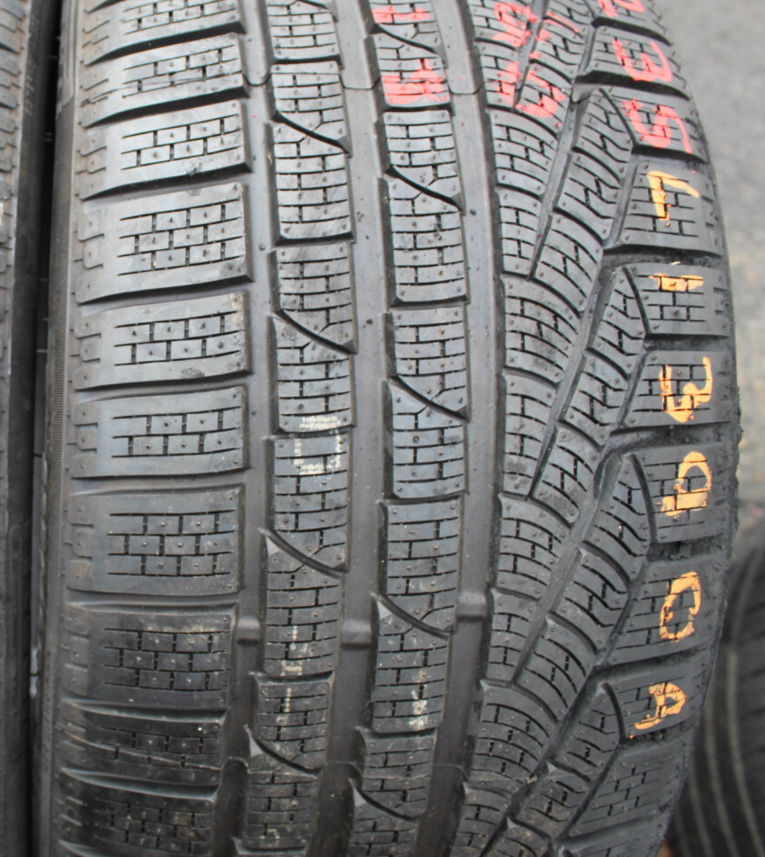New 235 40 18 Pirelli, Sotto Zero Winter, N1, 91V, x1  (F1_tyres) L1390